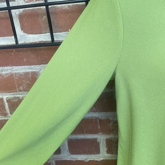 EST. 1946 green blouse D5 - Picture 4 of 7